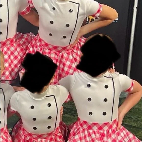 Chef costume for dance - Picture 2 of 2